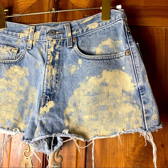 Levi *Vintage* 1990s High Waisted Painted Jean Denim Shorts W31 L30 - Picture 4 of 8